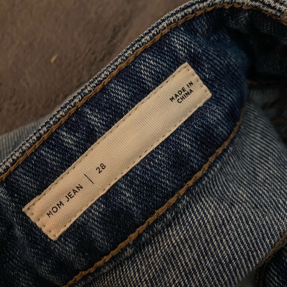 PacSun Ripped Mom Jean - Picture 4 of 6